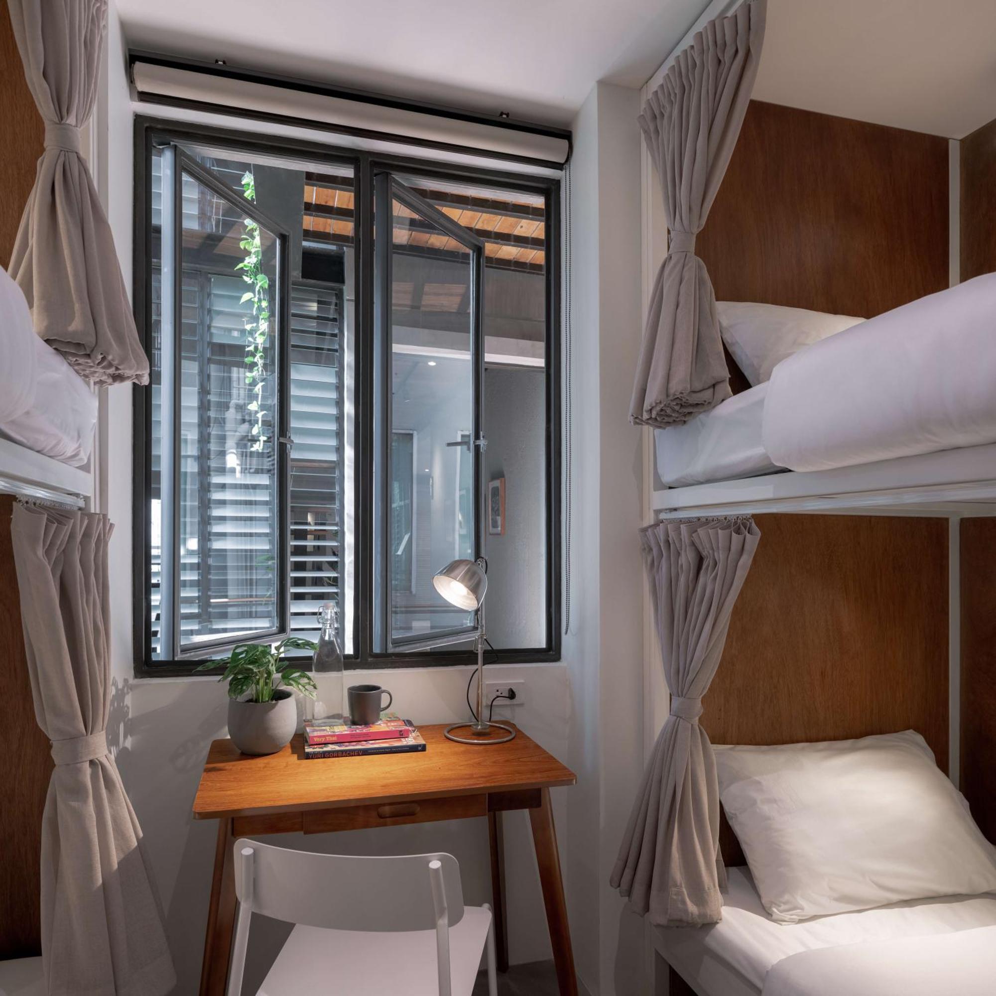 Tamni Hostel Bangkok Szoba fotó