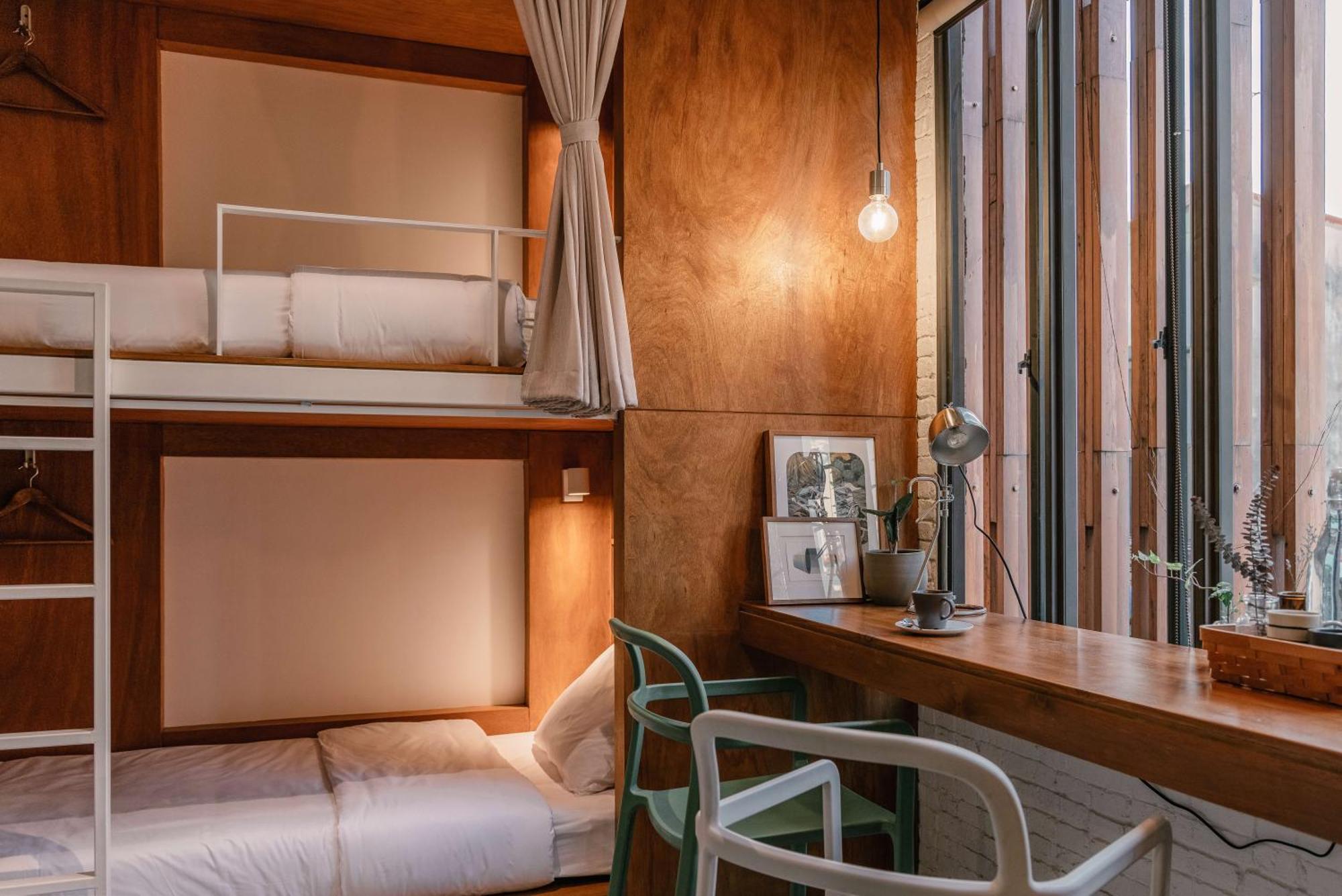 Tamni Hostel Bangkok Szoba fotó