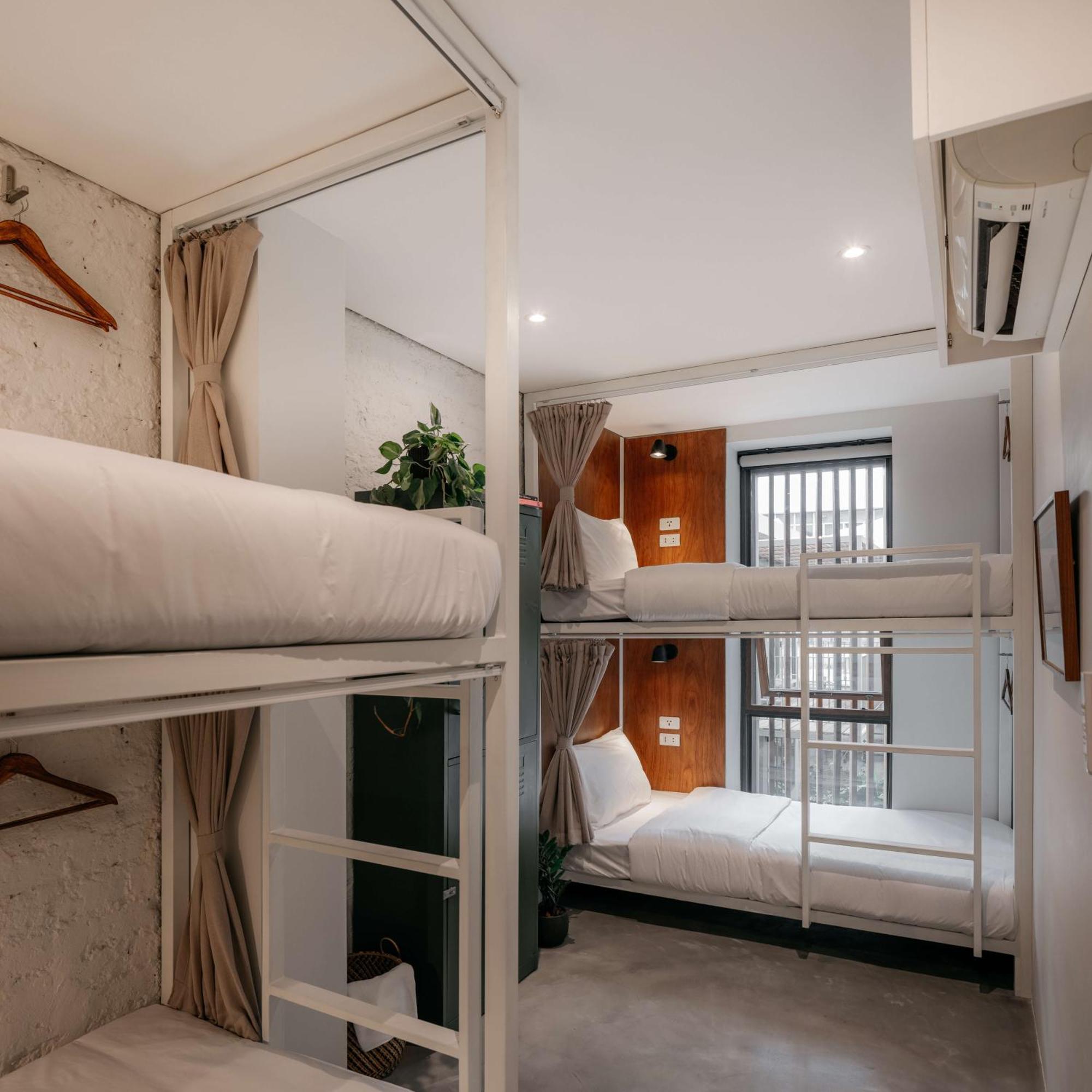 Tamni Hostel Bangkok Szoba fotó